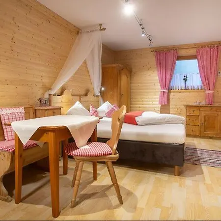 Gudrun Apartment *