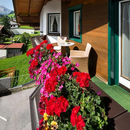 Gudrun Apartmán Tux